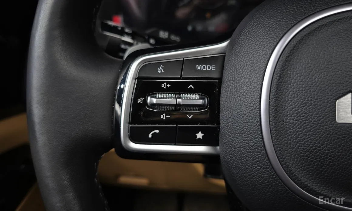Фото 29 - Kia Carnival