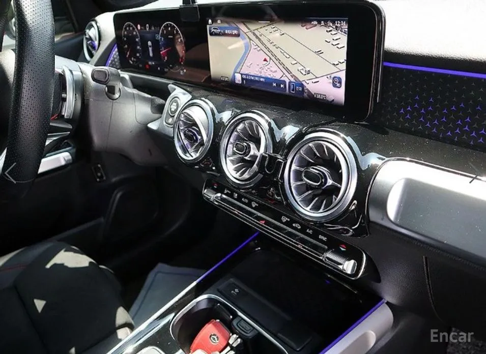 Mercedes-Benz GLB-Class 2020 GLB250 4MATIC