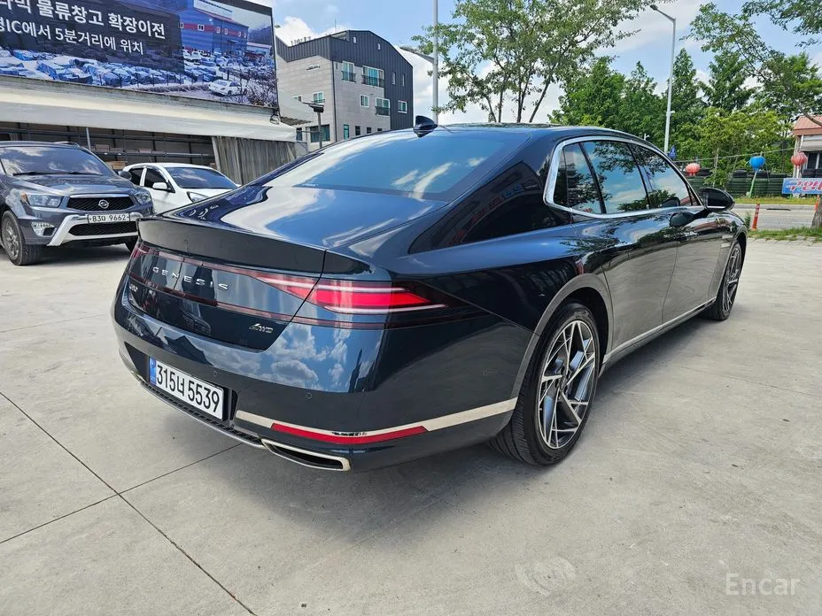 Фото 4 - Genesis G90