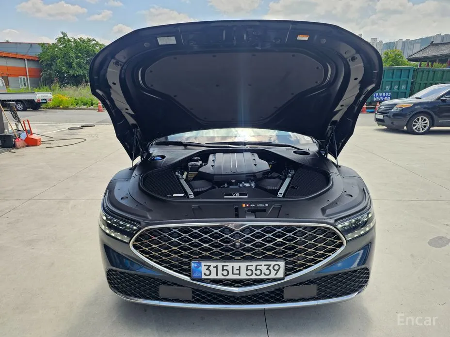 Фото 5 - Genesis G90