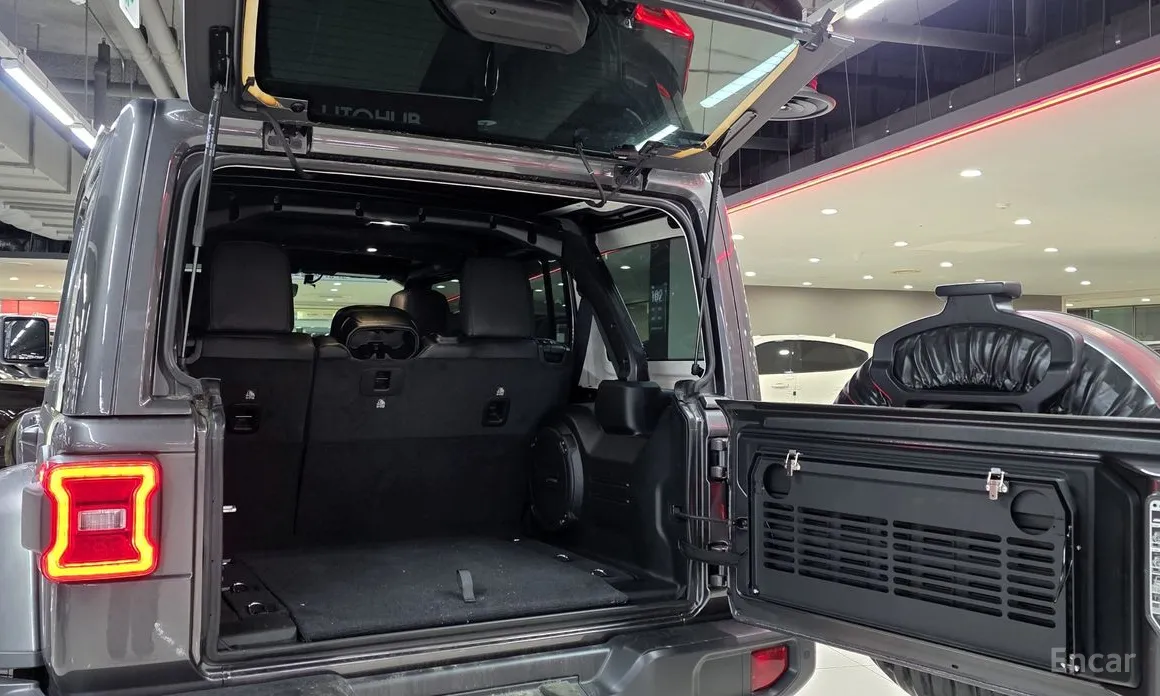 Jeep Wrangler 2018 2.0 Sahara Power Top 4Door