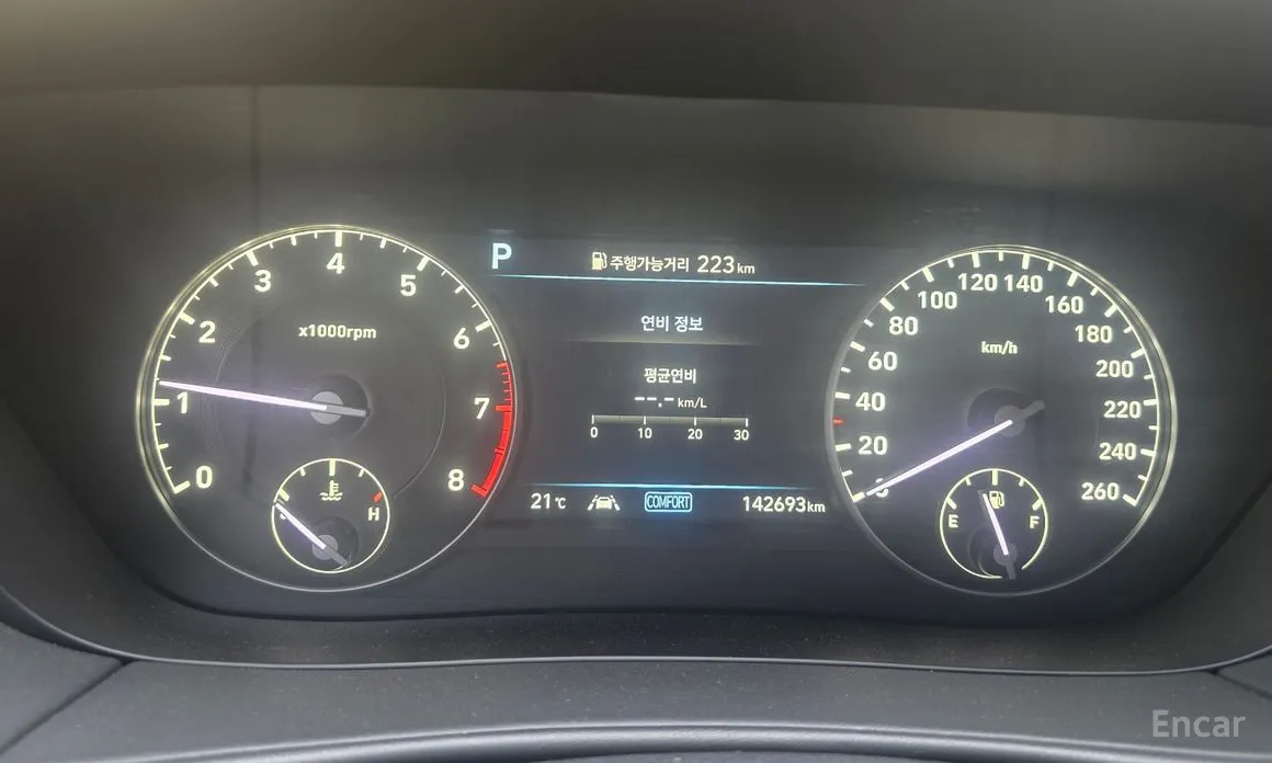 Фото 8 - Genesis G90