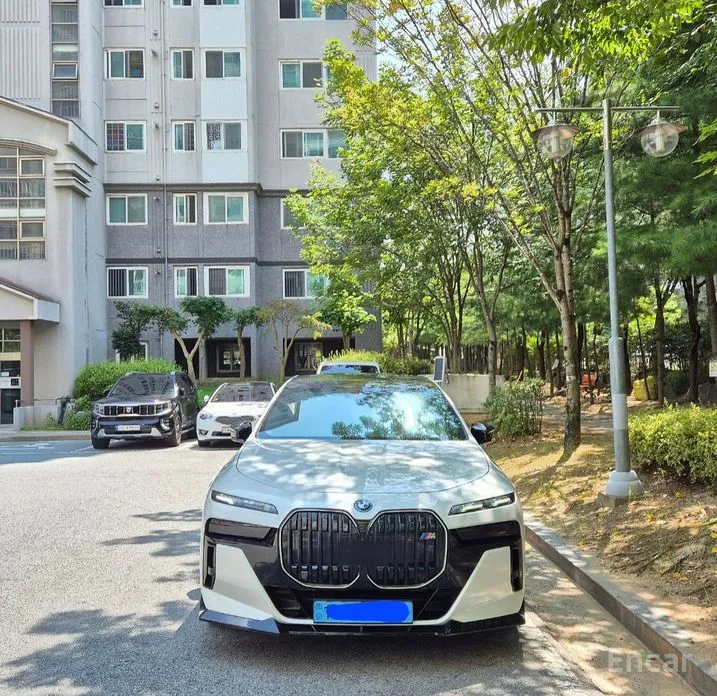 BMW i7 2022 xDrive 60 M sport