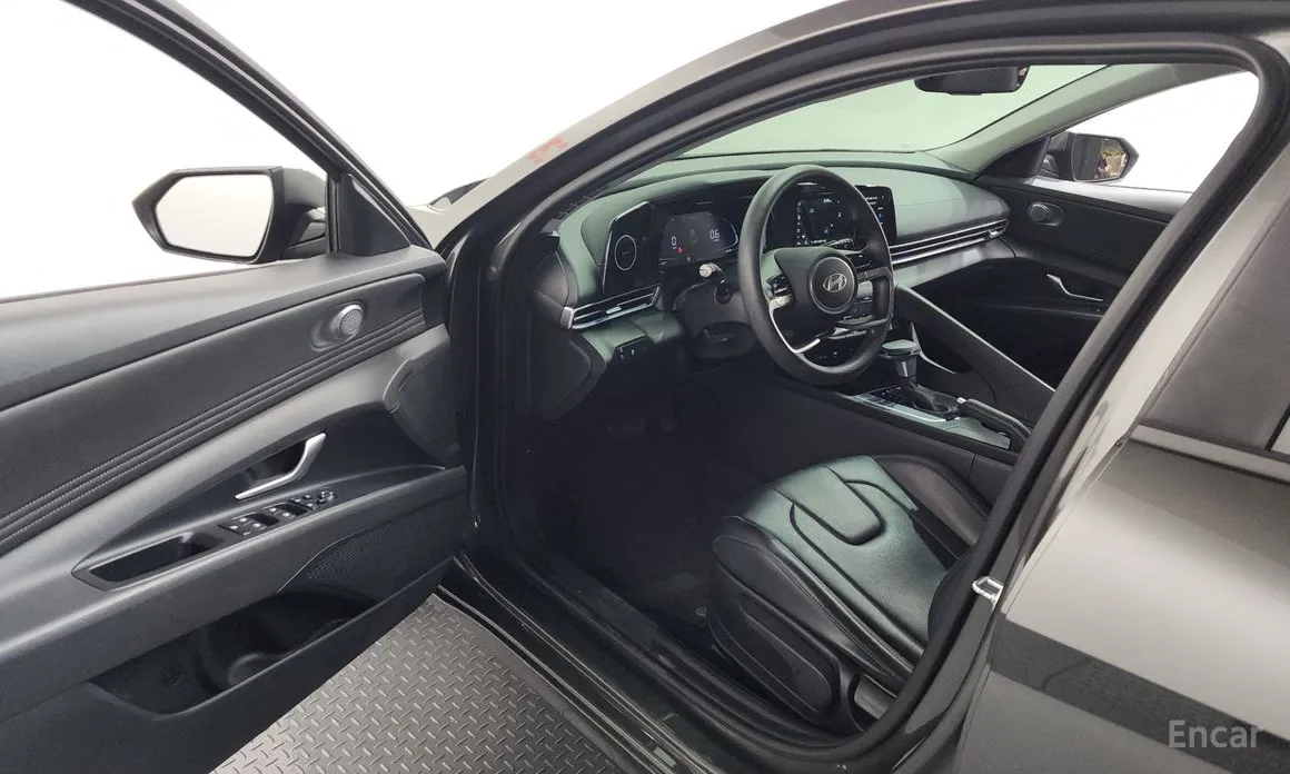 Hyundai Avante 2023 1.6