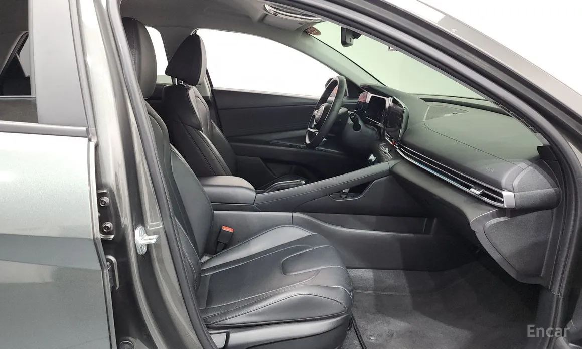 Hyundai Avante 2023 1.6