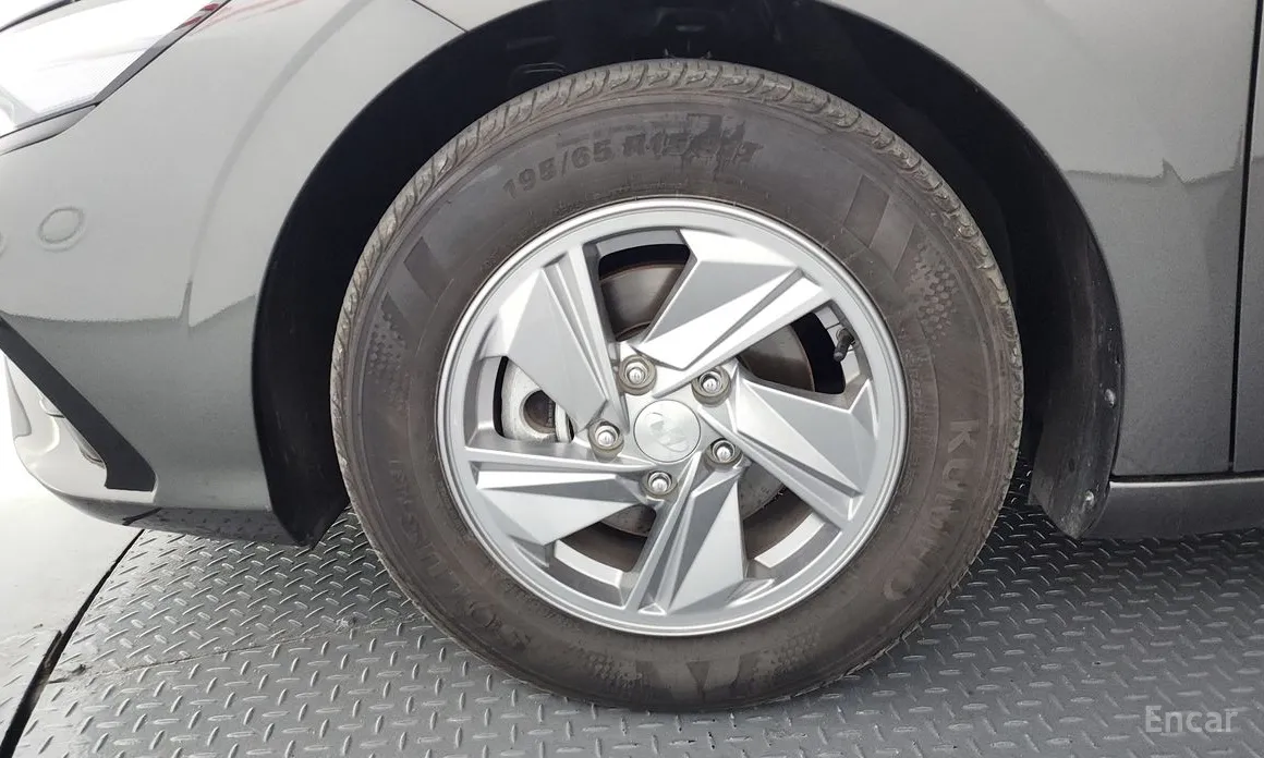 Hyundai Avante 2023 1.6