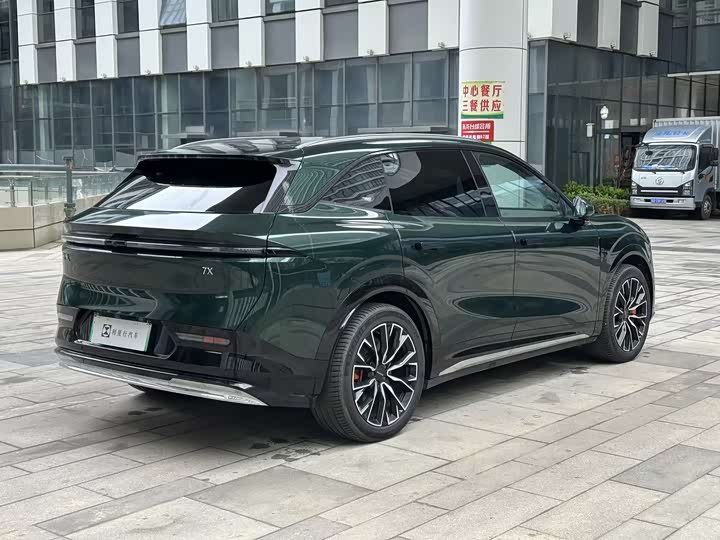 Zeekr 7X 2025 2025款 100kWh 长续航后驱智驾版