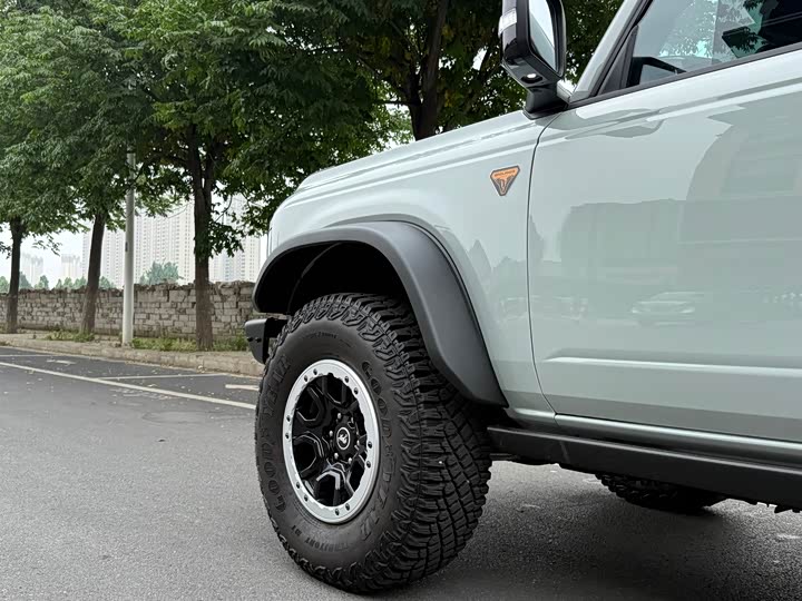 Фото 9 - Ford Bronco