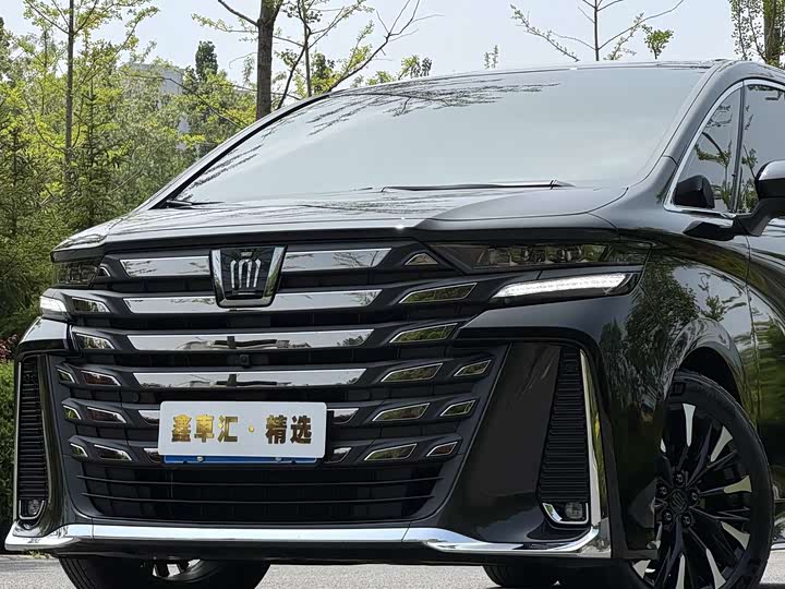 2025 Toyota Vellfire