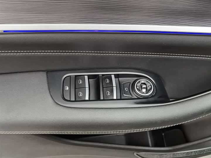 Chery Tiggo 8 2021 2021款 鲲鹏版 390TGDI 自动逐风+版