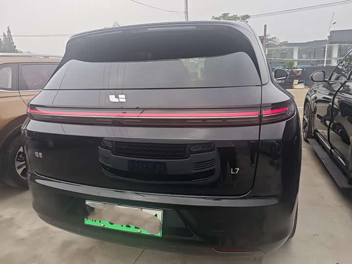 Zdjęcie 4 - LiXiang L7