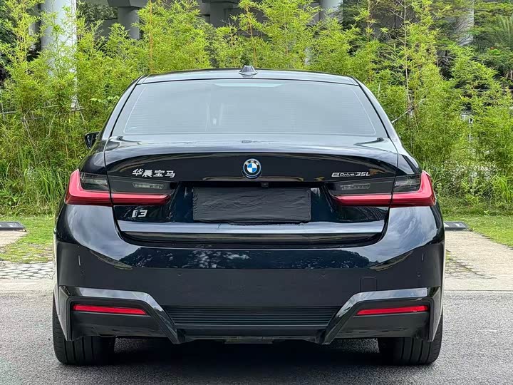 Фото 5 - BMW i3