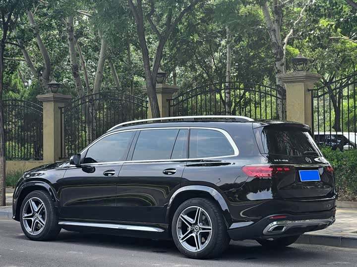 Photo 3 - Mercedes-Benz GLS-Class