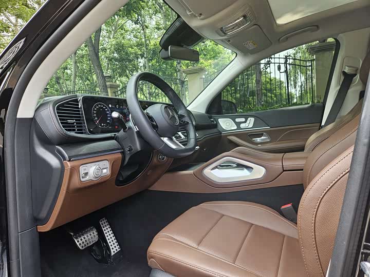 Photo 6 - Mercedes-Benz GLS-Class