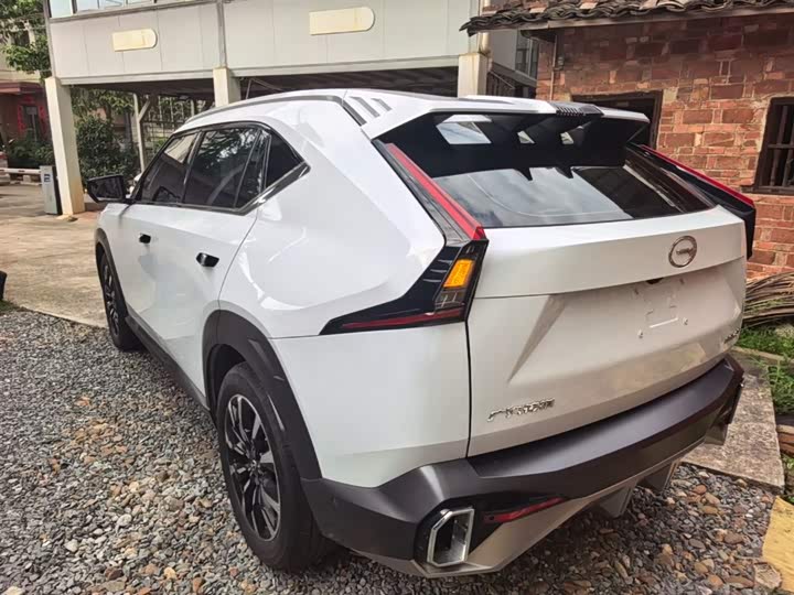 GAC Trumpchi Emkoo 2022 2022款 1.5T 超新星Max版