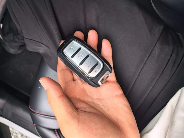GAC Trumpchi Emkoo 2022 2022款 1.5T 超新星Max版