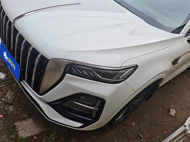 Фото 2 - Hongqi HS5
