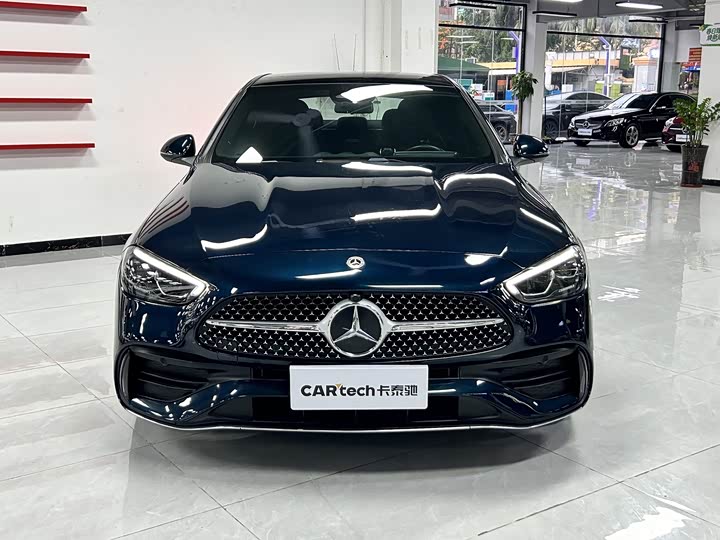Фото 2 - Mercedes-Benz C-Class