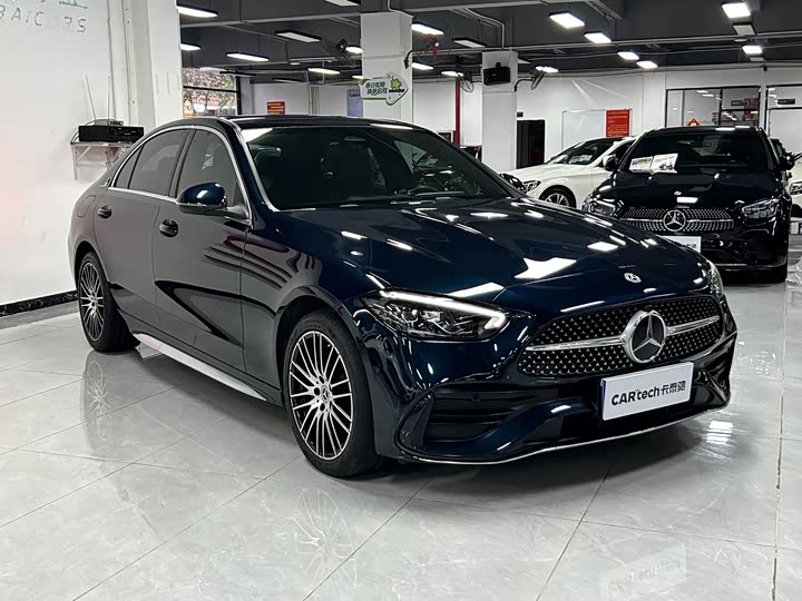 Фото 3 - Mercedes-Benz C-Class