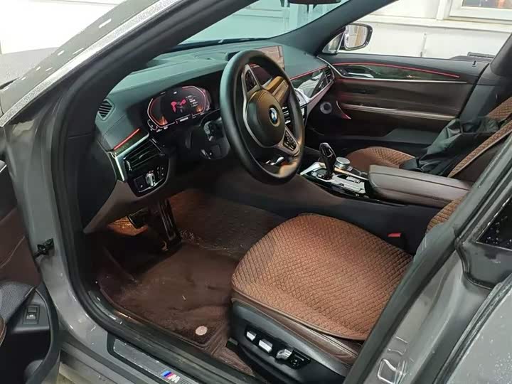 Фото 9 - BMW 6 Series GT