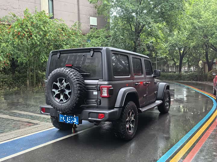 Jeep Wrangler 2021 2021款 2.0T 罗宾汉四门版