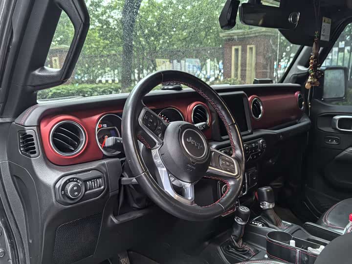 Jeep Wrangler 2021 2021款 2.0T 罗宾汉四门版