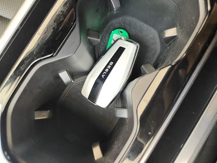 Geely Cowboy 2025 2025款 1.5TD 趣野版