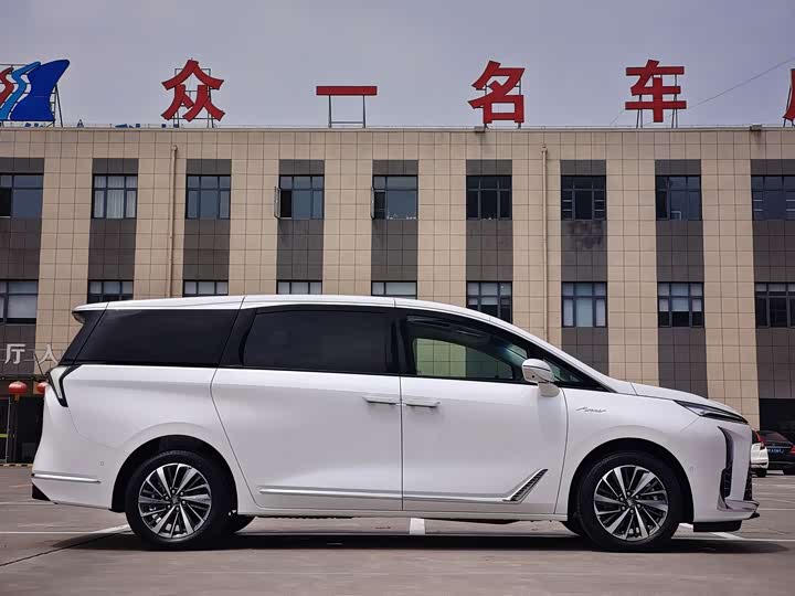 Buick GL8 ES 2026 2026款 陆尊 奢享版