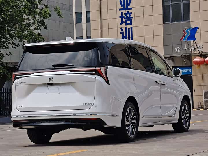 Buick GL8 ES 2026 2026款 陆尊 奢享版
