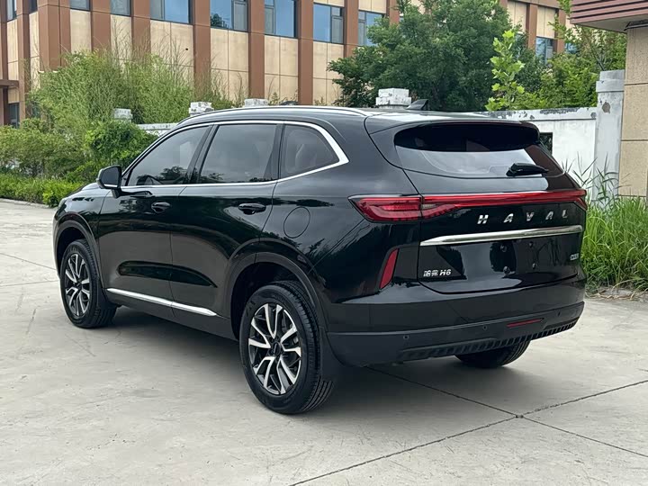 Фото 6 - Haval H6