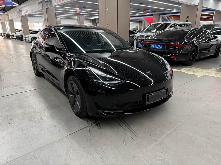 صورة 3 - Tesla Model 3