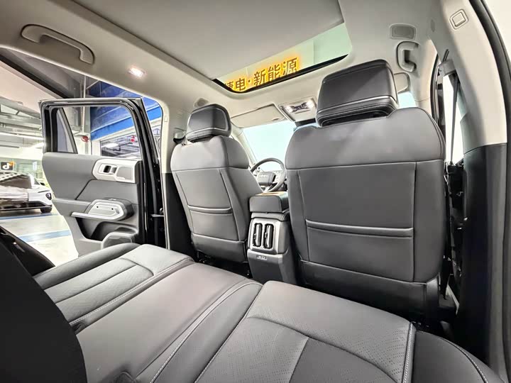 BYD FangChengBao Titanium 3 (Tai 3) 2025 2025款 501KM 四驱无人机版