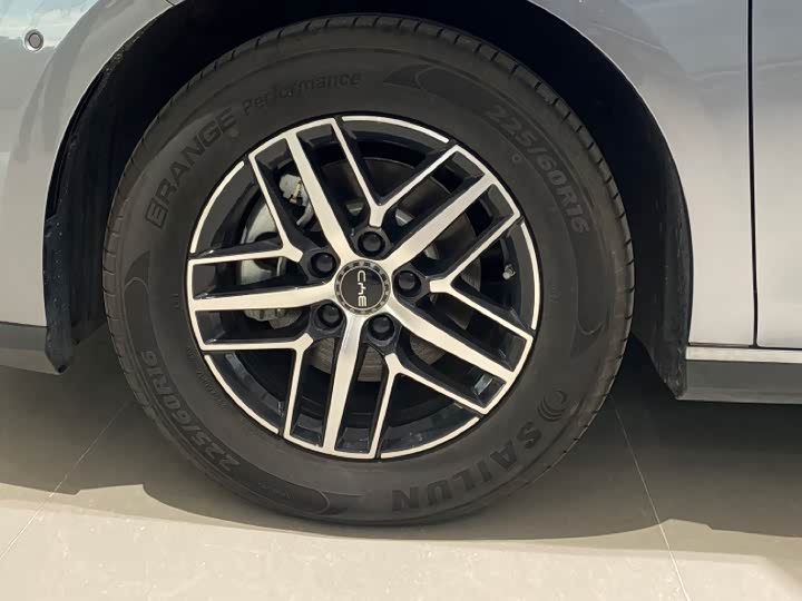 BYD Seal 05 DM-i Hybrid 2025 2025款 DM-i 智驾版 120KM旗舰型