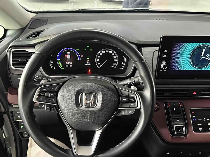 Фото 9 - Honda Elysion