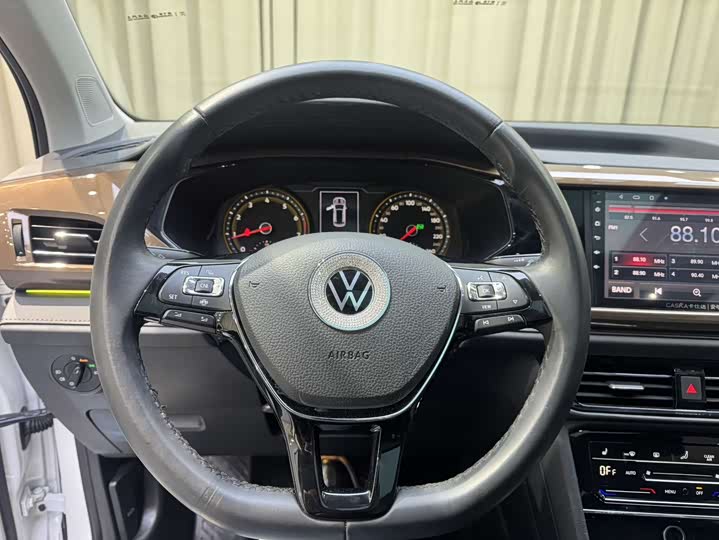 Volkswagen Tharu 2021 2021款 280TSI 两驱豪华版