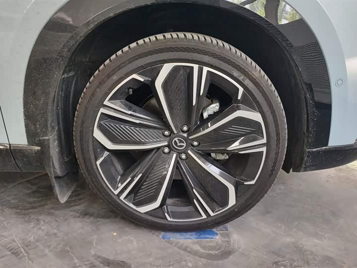 Mazda EZ-60 2025 2025款 增程200 Max