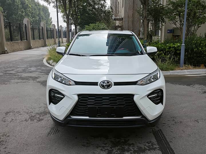 Фото 2 - Toyota Wildlander