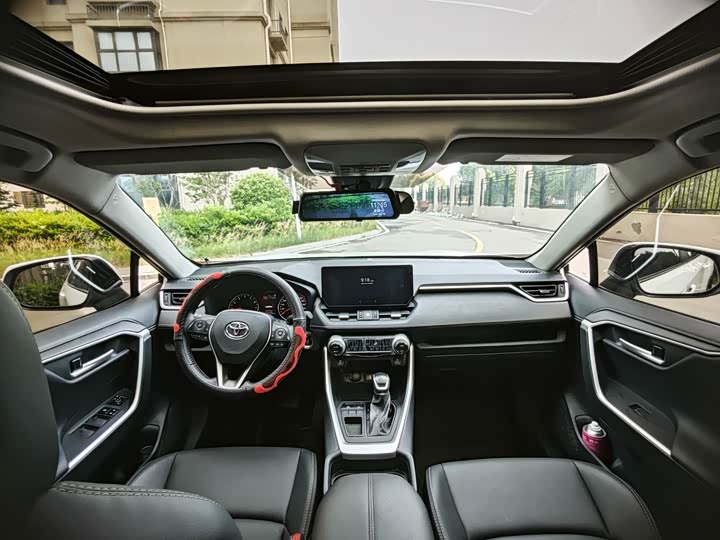 Фото 5 - Toyota Wildlander