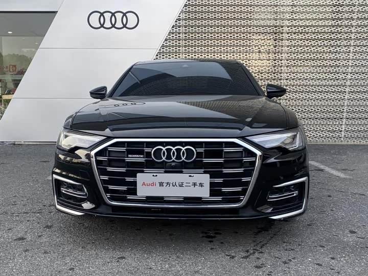 Фото 2 - Audi A6L