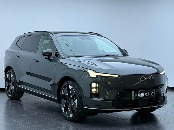 Фото 3 - Volvo XC70 Hybrid
