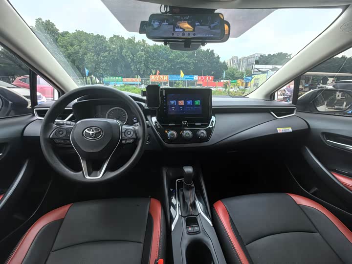 Фото 6 - Toyota Corolla