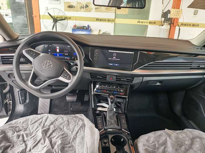 Volkswagen Passat Hybrid 2025 2025款 430PHEV 混动商务版