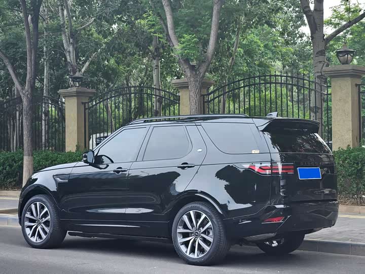 2025 Land Rover Discovery