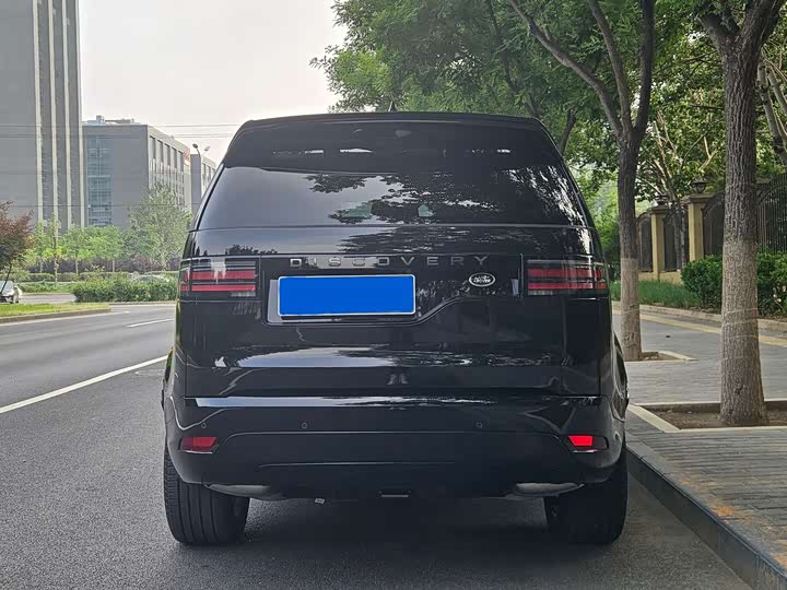 2025 Land Rover Discovery
