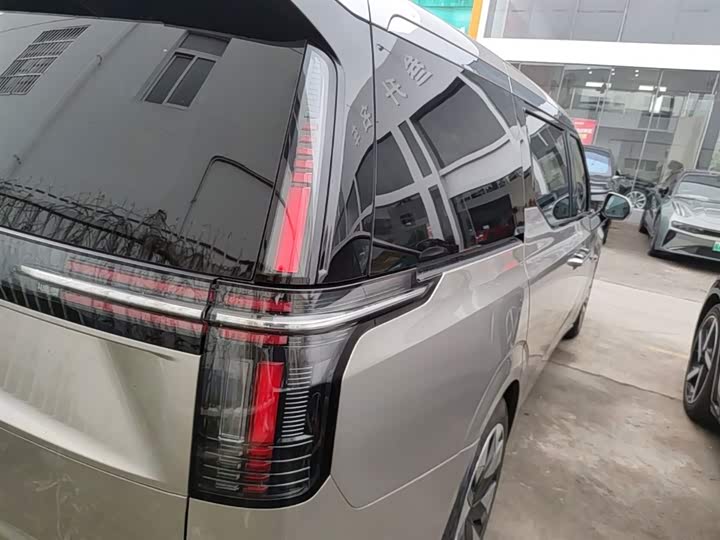 Volvo EM90 2025 2025款 Ultra 六座