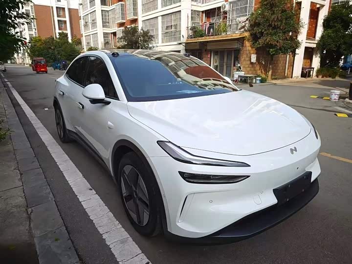 Фото 3 - Nio Onvo L60