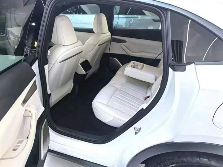 Фото 4 - Nio Onvo L60