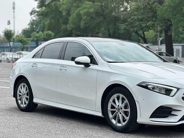 Фото 7 - Mercedes-Benz A-Class