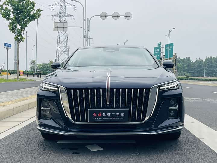 صورة 2 - Hongqi H5