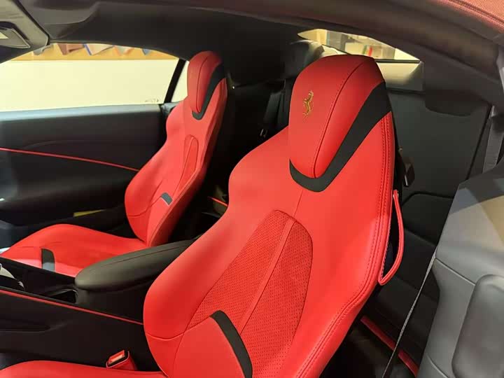 2023 Ferrari Roma